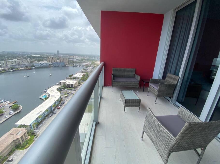 Apartment 1B-1B Amazing View BW 30A Халландейл-Бич Экстерьер фото